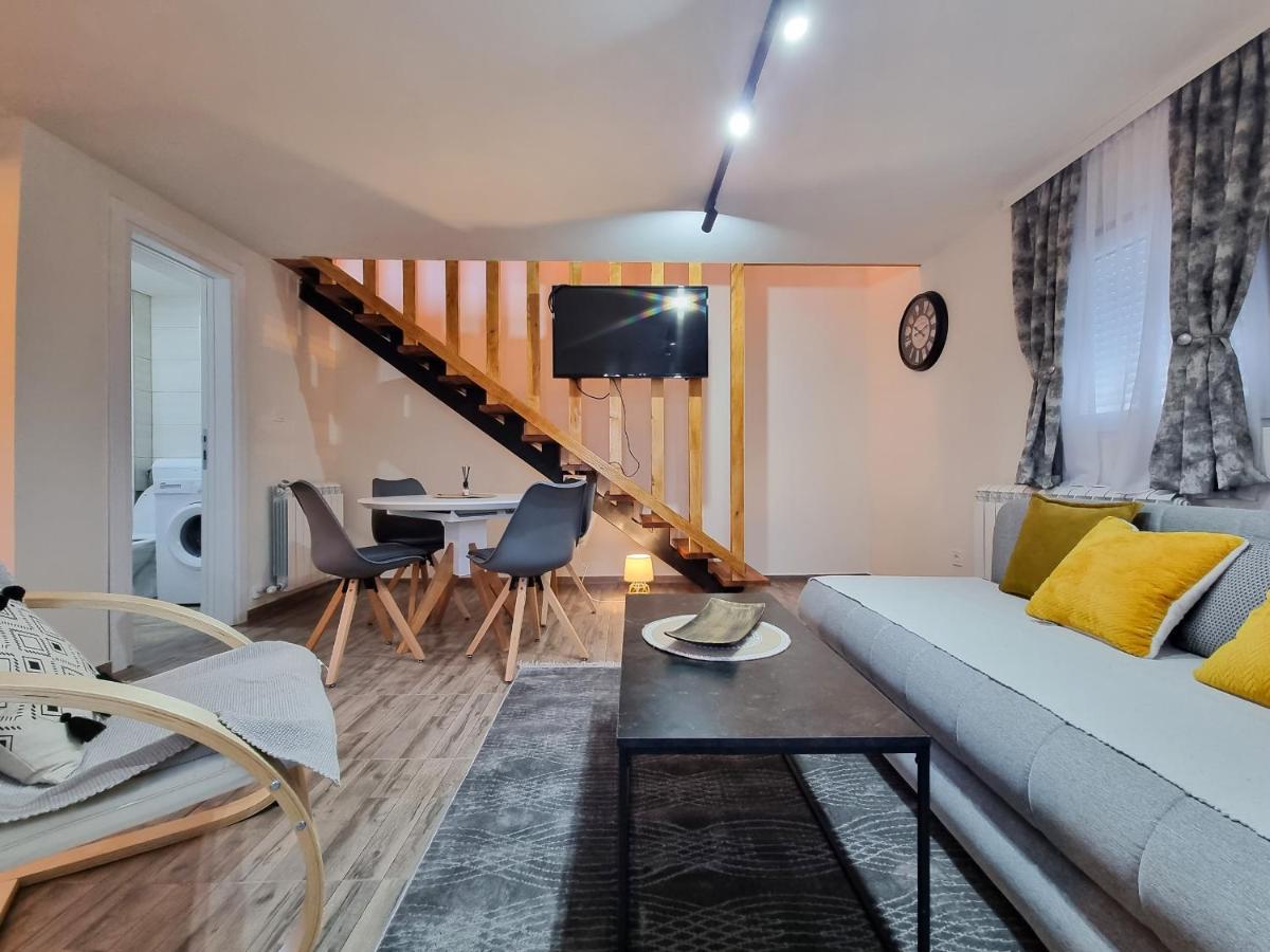 Apartmani Gala Zabljak Exterior photo